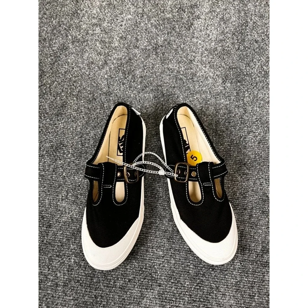 NWT Vans Style 93 Mary Jane Black True White Canvas Buckle Shoess Size 5 no box